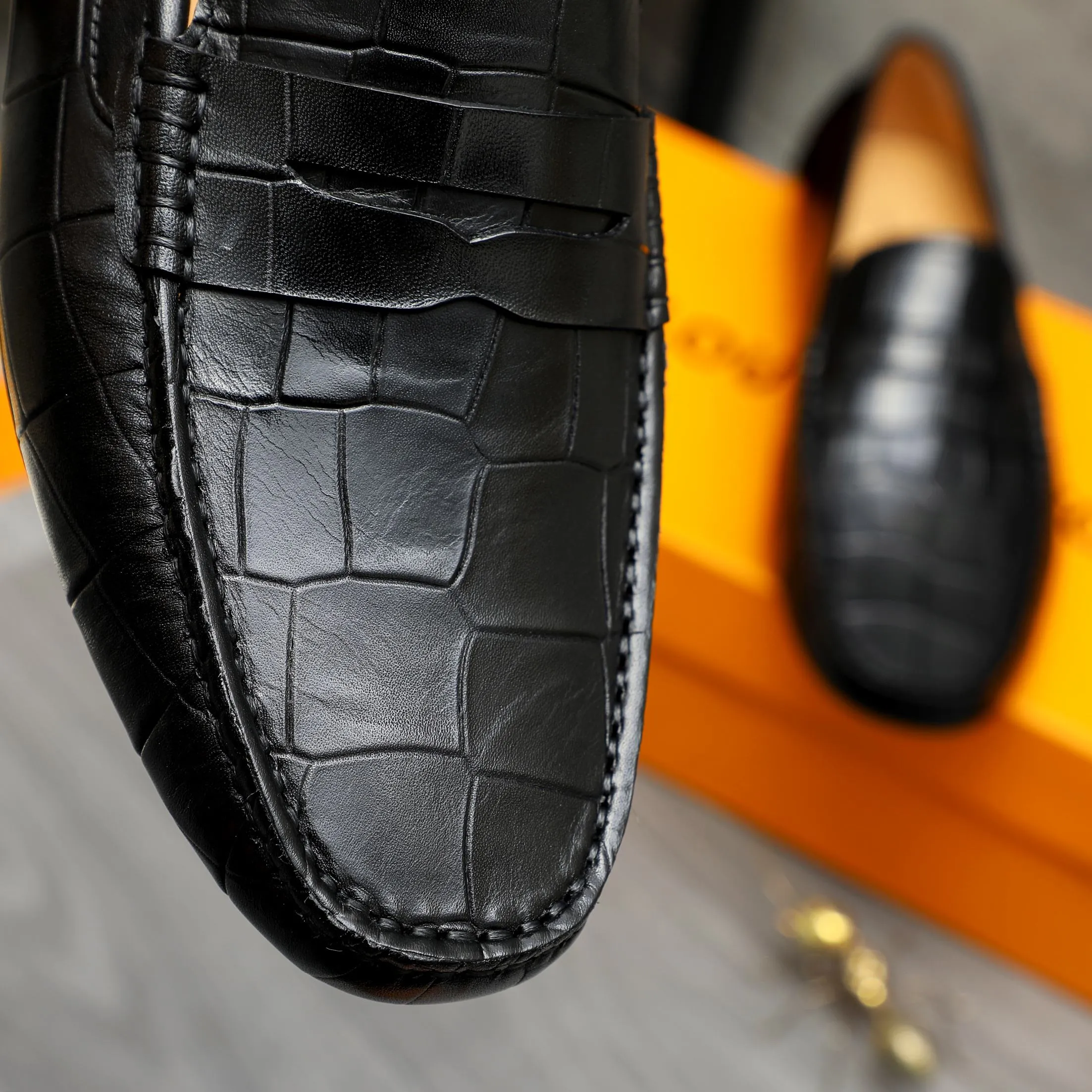 Men's shoes 💰380 Product trademark: LV "Louis Vuitton" casual slip-on shoes Regular size: 38-45 (45 is custom-made and non-returnable) Product materials: Selected stone pattern embossed cowhide upper, pigskin lining, rubber outsole